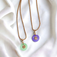 Load image into Gallery viewer, Nyra Vintage Jade Pendant Necklace