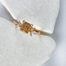 Load image into Gallery viewer, Trinity Ring